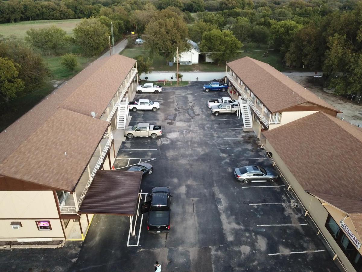 Executive Inn San Saba Extérieur photo