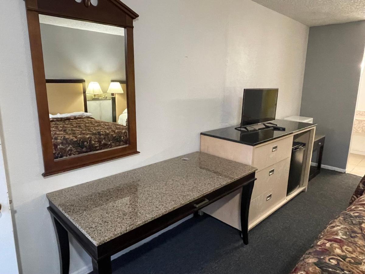Executive Inn San Saba Extérieur photo
